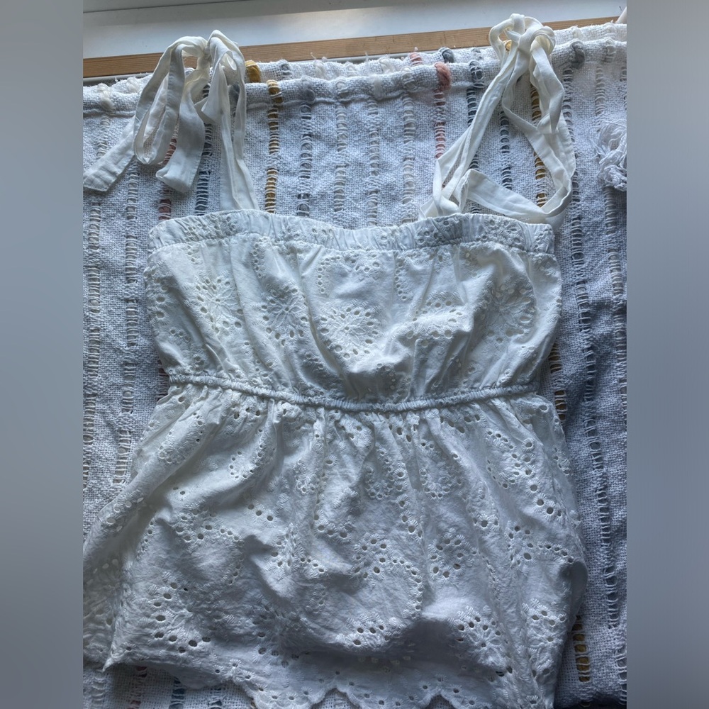 American eagle small top
